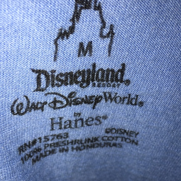 Stitch Medium Disneyland Resort Tshirt - Picture 4 of 4